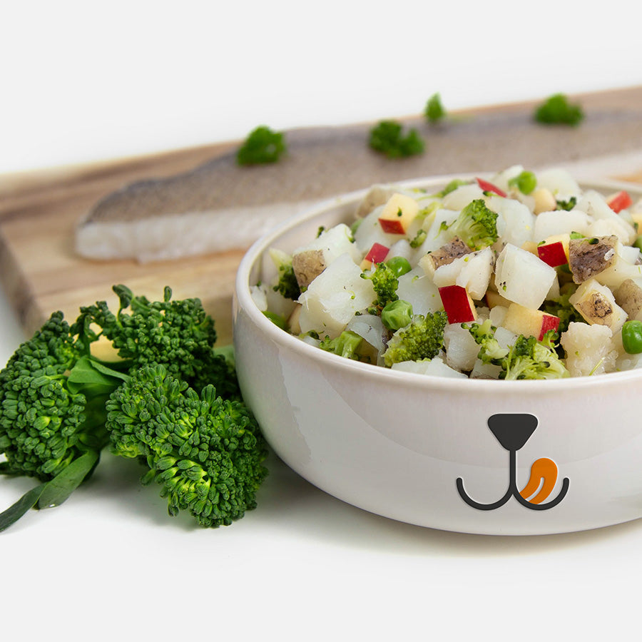 Freshly cooked natural pet food